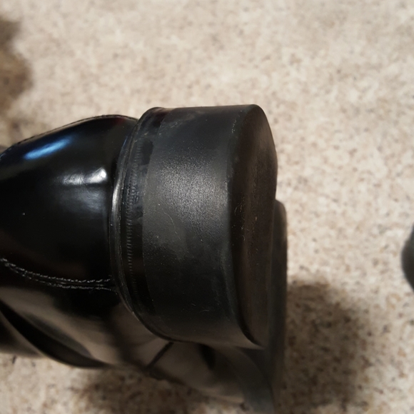 Eddie Bauer Chukka Boots - Picture 5 of 10